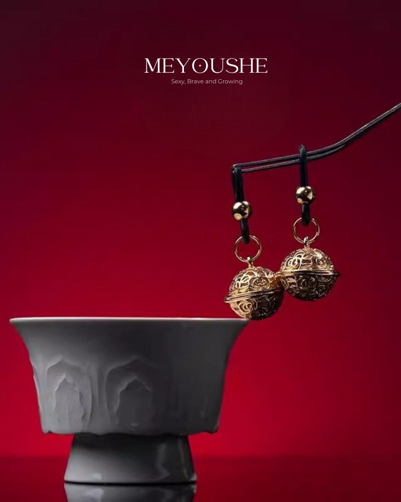 Elysia – Palace Bell Pendant Nipple Clamps for Roleplay & Sensual BDSM Play MEYOUSHE