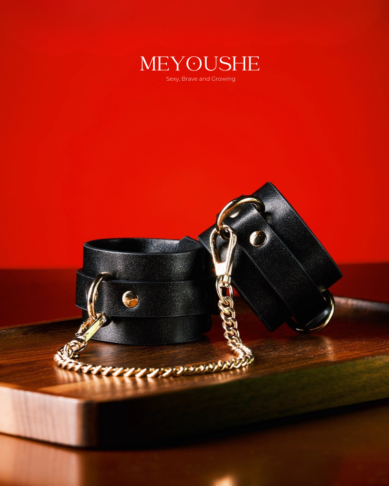 Nyx – Black Chain Handcuffs & Anklets for Gothic, Roleplay & Sensual Style MEYOUSHE