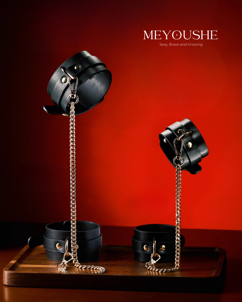 Nyx – Black Chain Handcuffs & Anklets for Gothic, Roleplay & Sensual Style MEYOUSHE