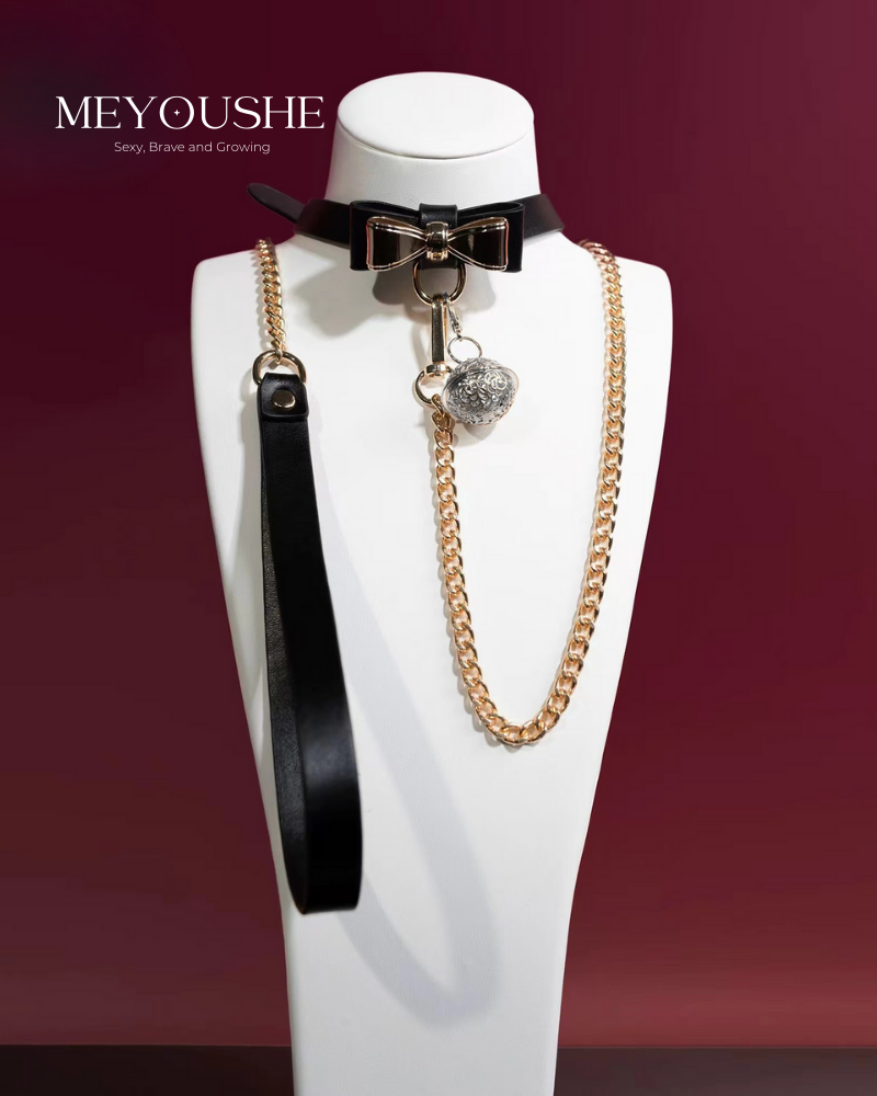 Raven – Leather Leash Collar for Sensual & Roleplay Adventures MEYOUSHE